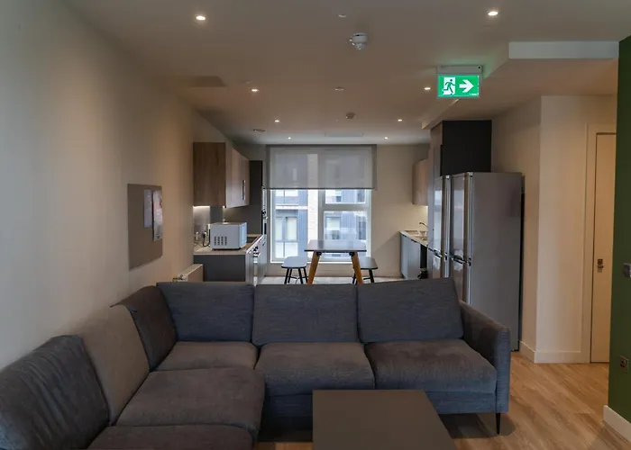 Destiny - Ardee Point * 都柏林