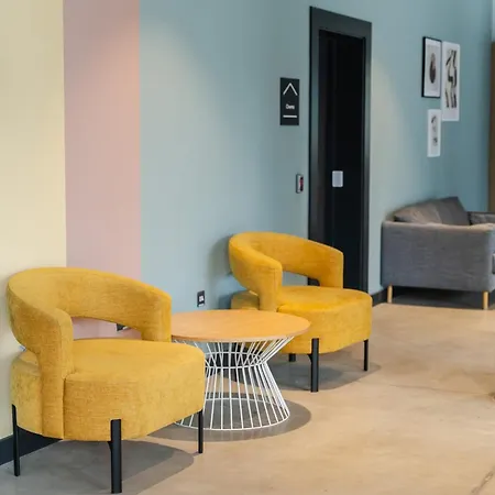 Apartamento Destiny Student - Ardee Point