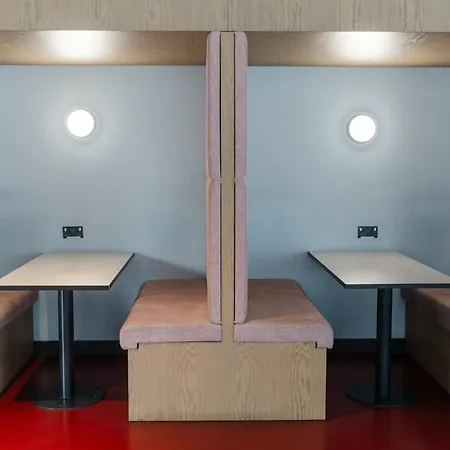 Destiny Student - Ardee Point Dublín